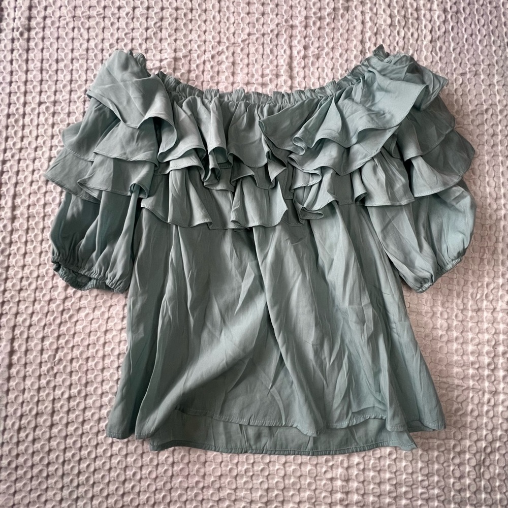 Easel Layered Ruffle Off-Shoulder Top in Sage
